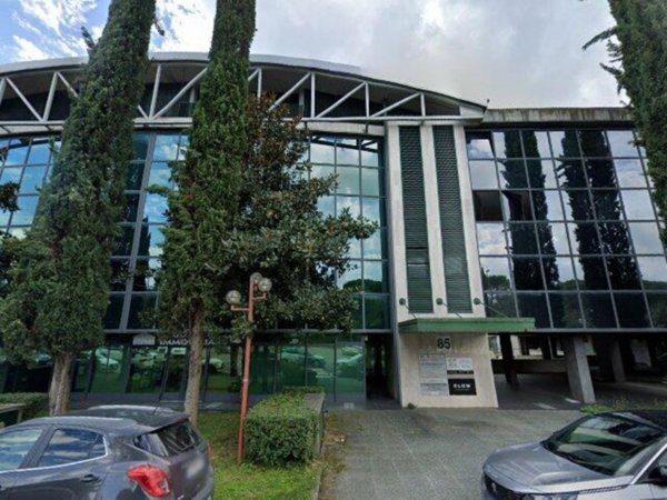 negozio in vendita a Poggibonsi