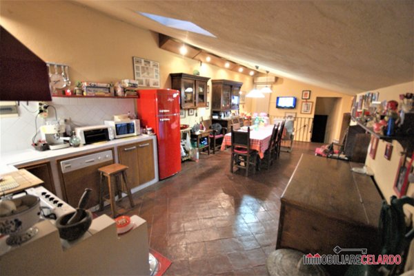 casa indipendente in vendita a Poggibonsi in zona Staggia Senese