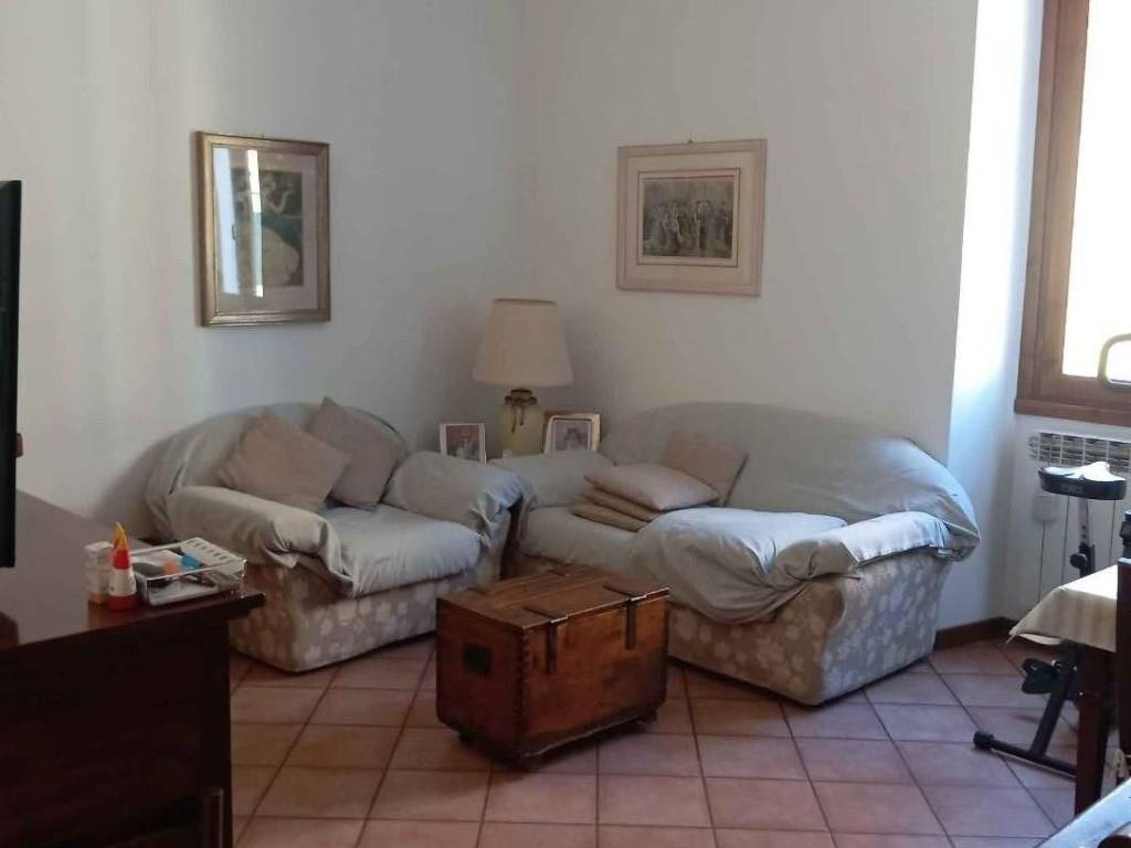 appartamento in vendita a Poggibonsi in zona Staggia Senese