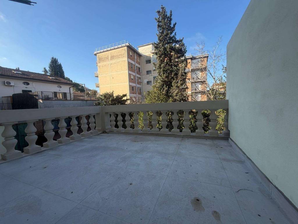 appartamento in vendita a Poggibonsi in zona Centro Storico