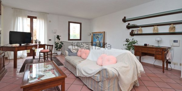 casa indipendente in vendita a Poggibonsi