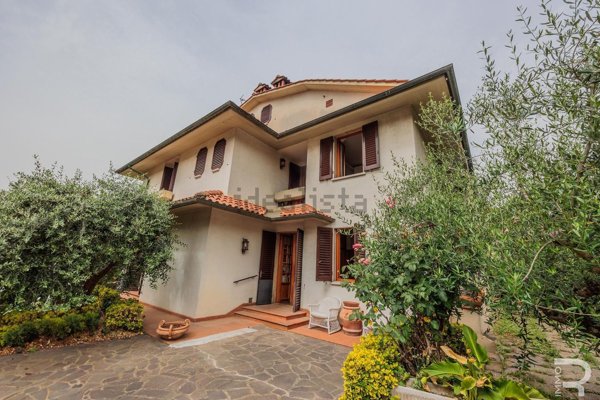 casa indipendente in vendita a Poggibonsi