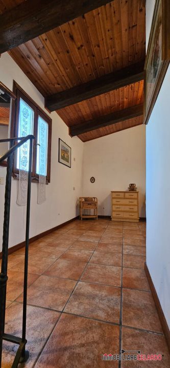 casa indipendente in vendita a Poggibonsi in zona Staggia Senese