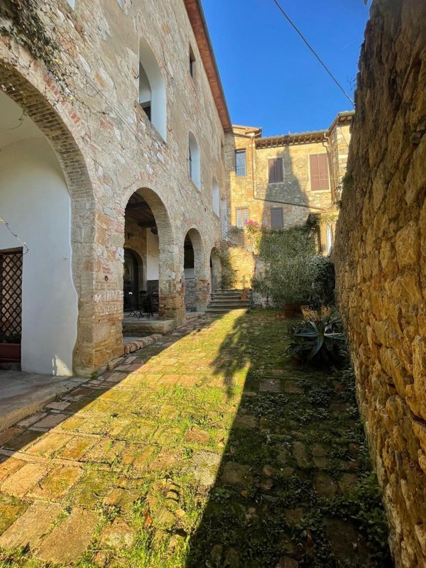 casale in vendita a Poggibonsi