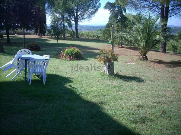 casa indipendente in vendita a Poggibonsi