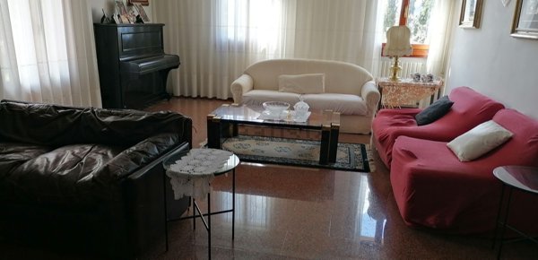 casa indipendente in vendita a Poggibonsi