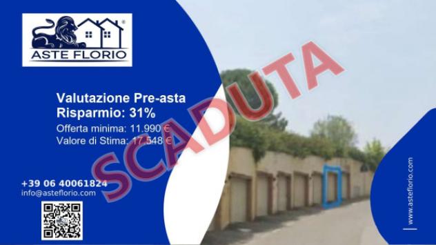 negozio in vendita a Poggibonsi in zona Bellavista