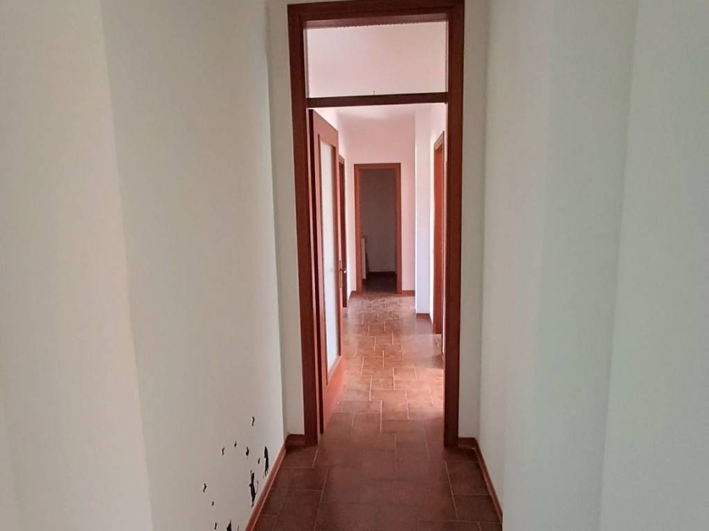 appartamento in vendita a Poggibonsi in zona Staggia Senese