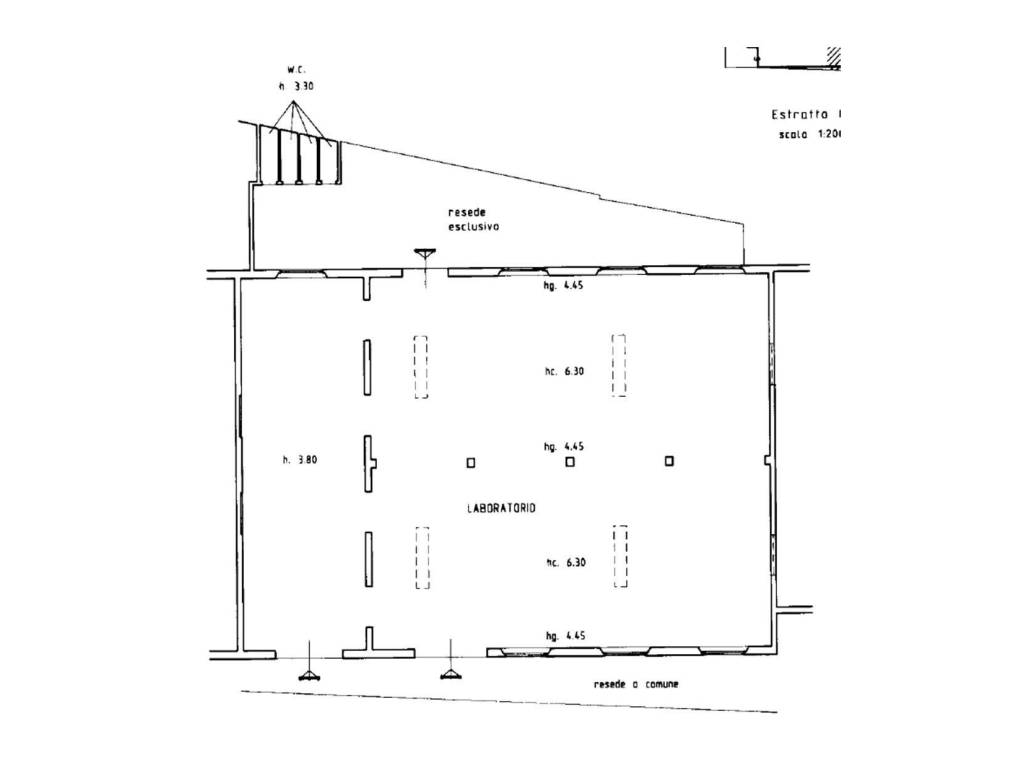 locale commerciale in vendita a Poggibonsi