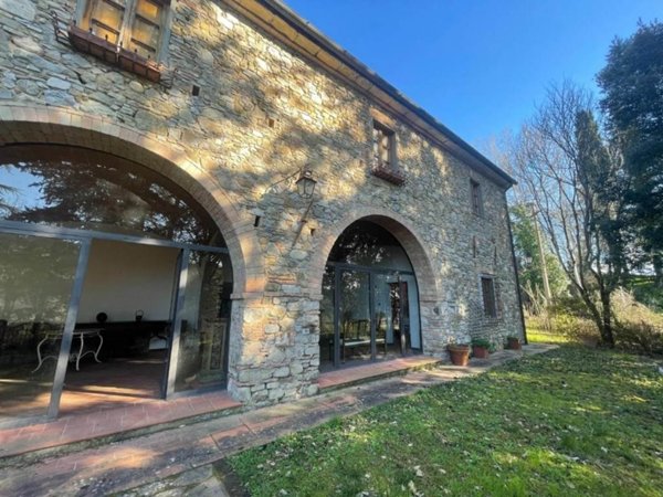 casa indipendente in vendita a Poggibonsi