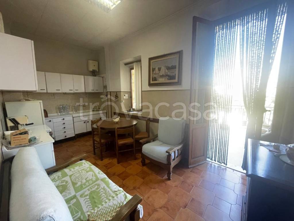 appartamento in vendita a Poggibonsi in zona Centro Storico