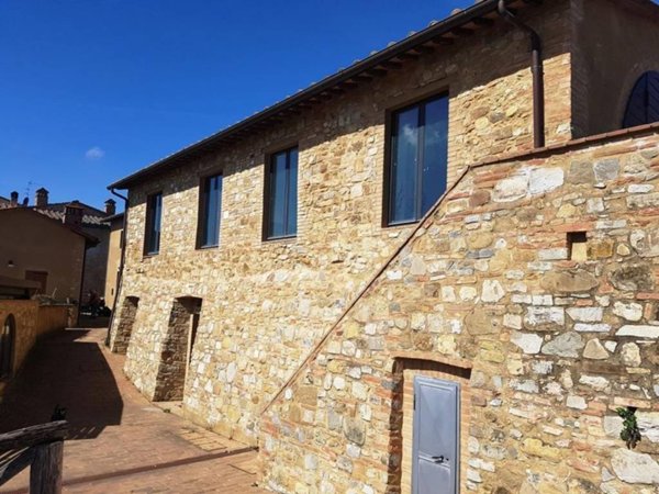 casa indipendente in vendita a Poggibonsi