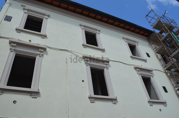 appartamento in vendita a Poggibonsi in zona Centro Storico