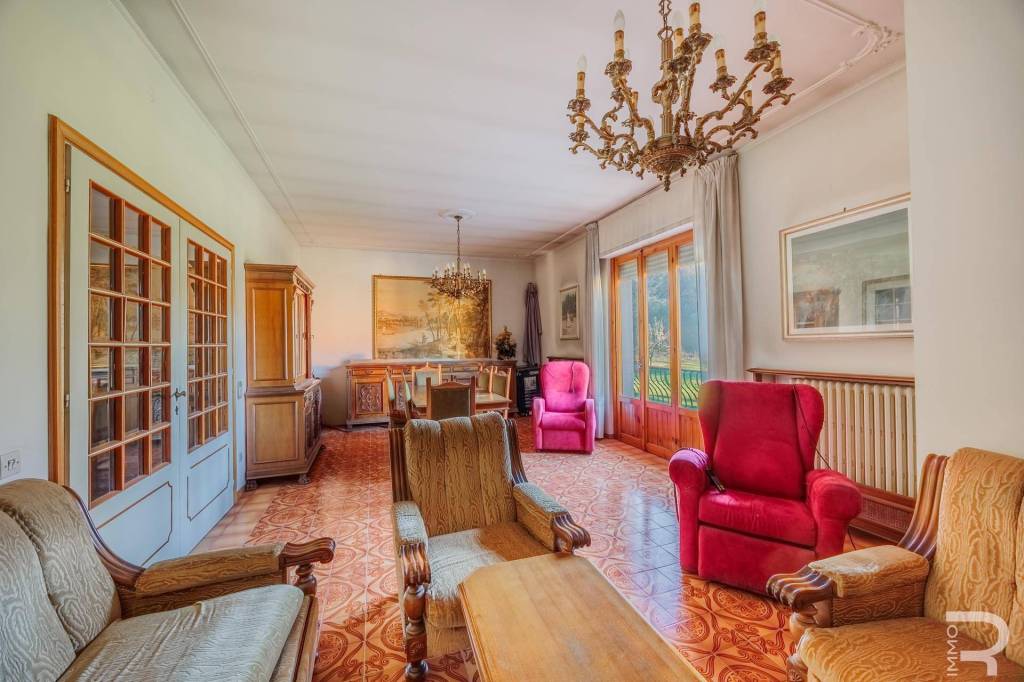 casa indipendente in vendita a Poggibonsi in zona Montelonti