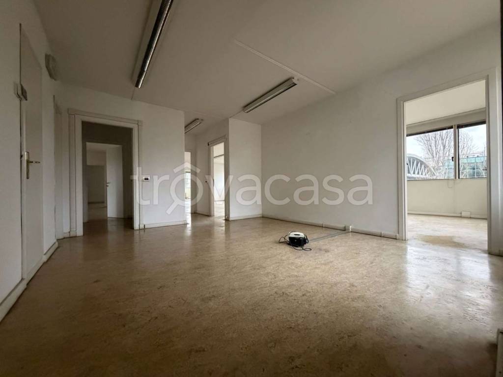 ufficio in vendita a Poggibonsi