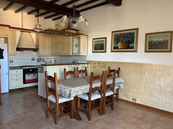 appartamento in vendita a Poggibonsi in zona Centro Storico