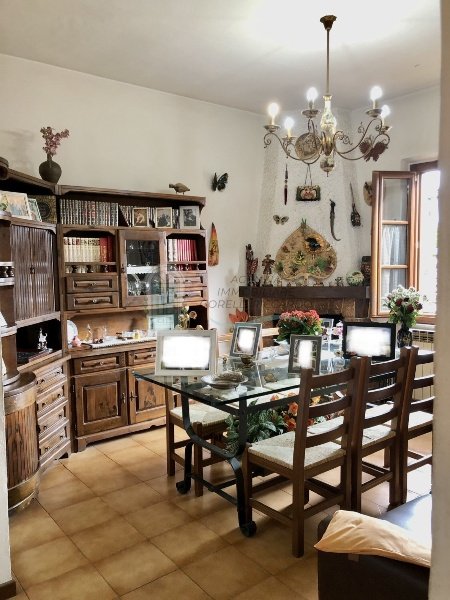 appartamento in vendita a Poggibonsi in zona Centro Storico