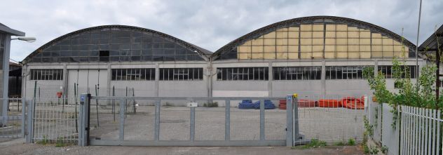 locale commerciale in vendita a Poggibonsi