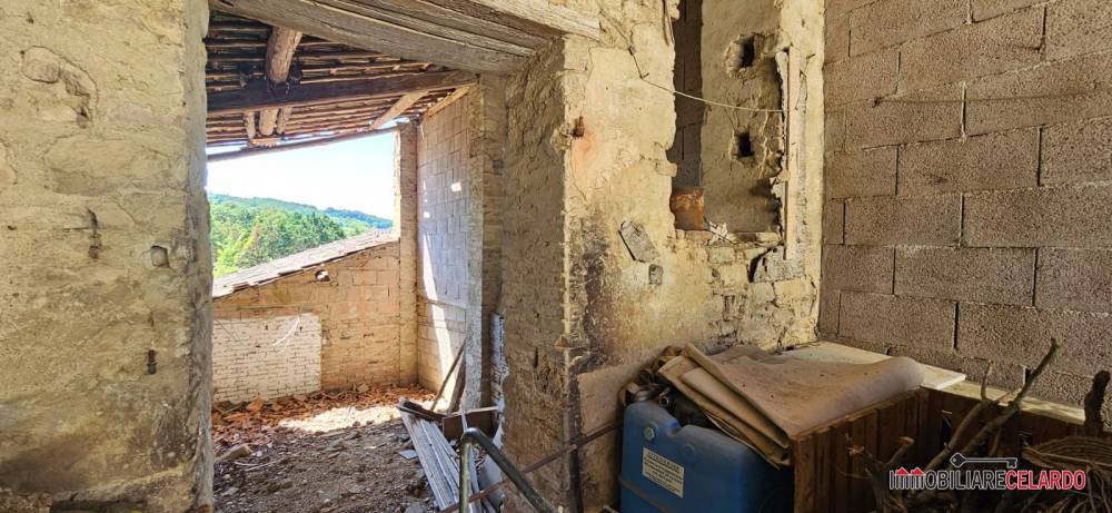 casa indipendente in vendita a Poggibonsi