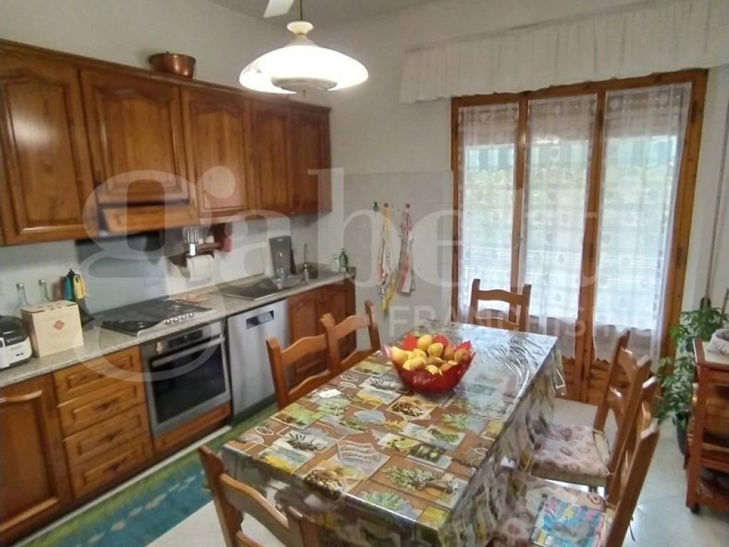 appartamento in vendita a Poggibonsi in zona Borgaccio