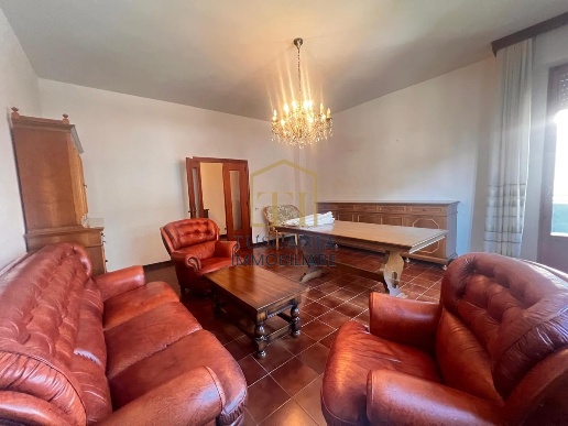 appartamento in vendita a Poggibonsi in zona Centro Storico