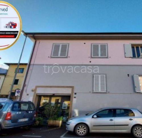 negozio in vendita a Poggibonsi