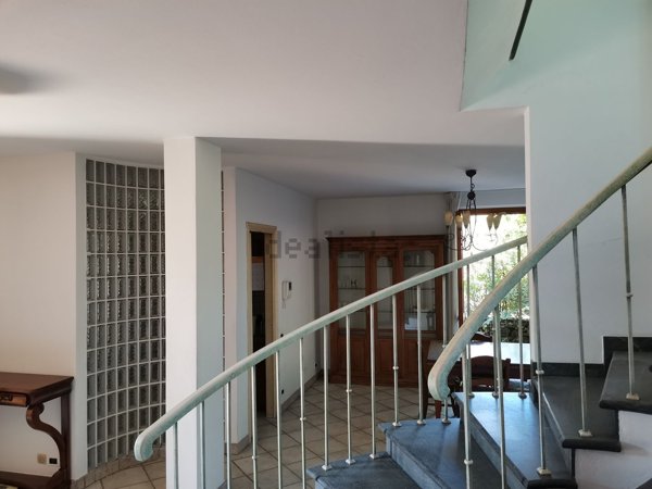 casa indipendente in vendita a Poggibonsi