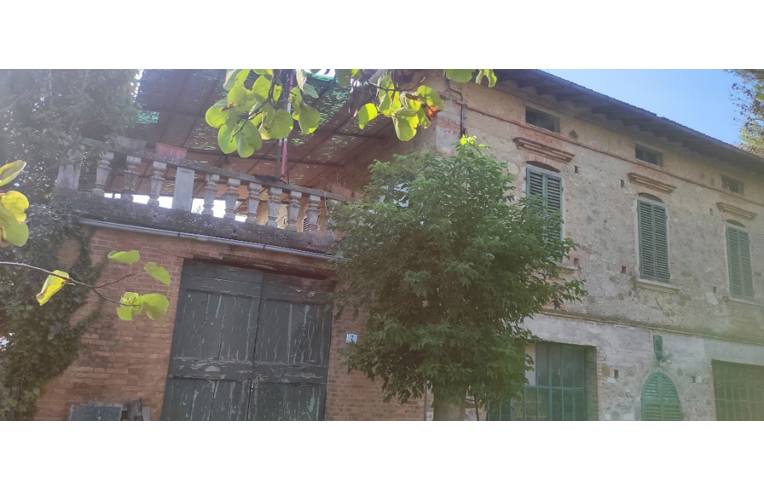 casa indipendente in vendita a Poggibonsi