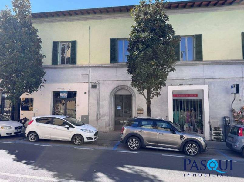 appartamento in vendita a Poggibonsi in zona Centro Storico