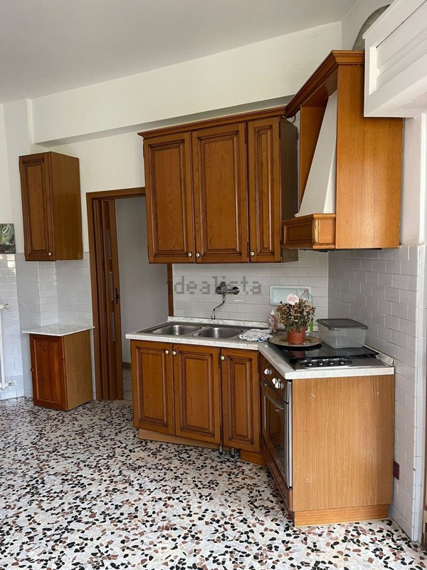 appartamento in vendita a Poggibonsi in zona Centro Storico