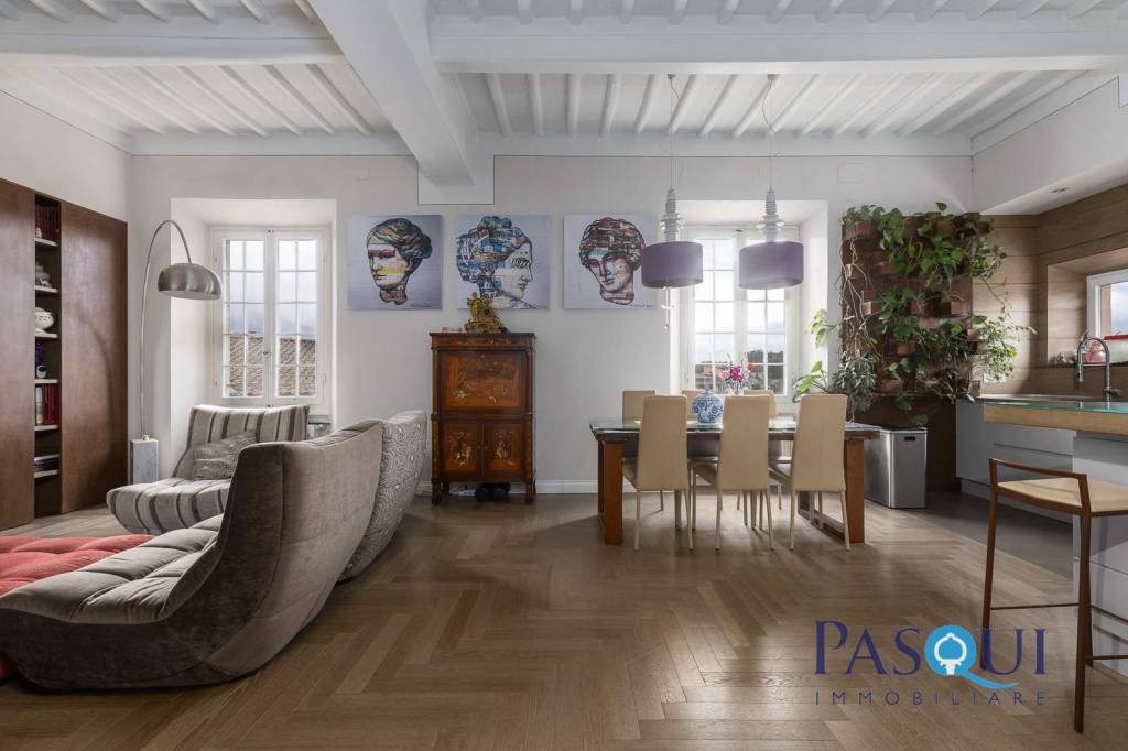 appartamento in vendita a Poggibonsi in zona Centro Storico