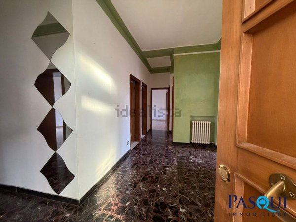 appartamento in vendita a Poggibonsi in zona Centro Storico