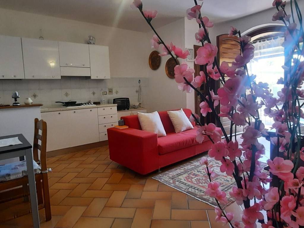 appartamento in vendita a Poggibonsi in zona Staggia Senese