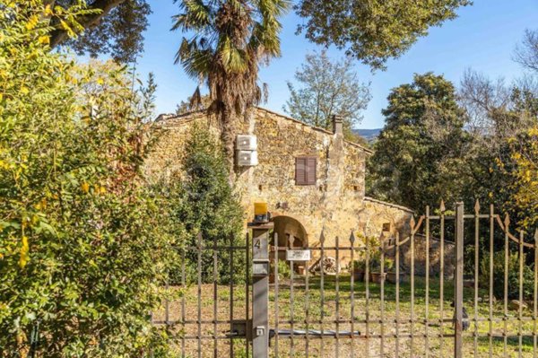 casa indipendente in vendita a Poggibonsi