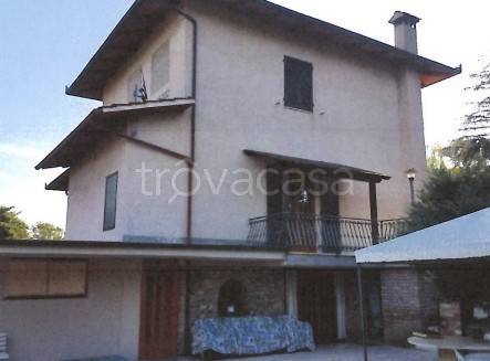 casa indipendente in vendita a Poggibonsi
