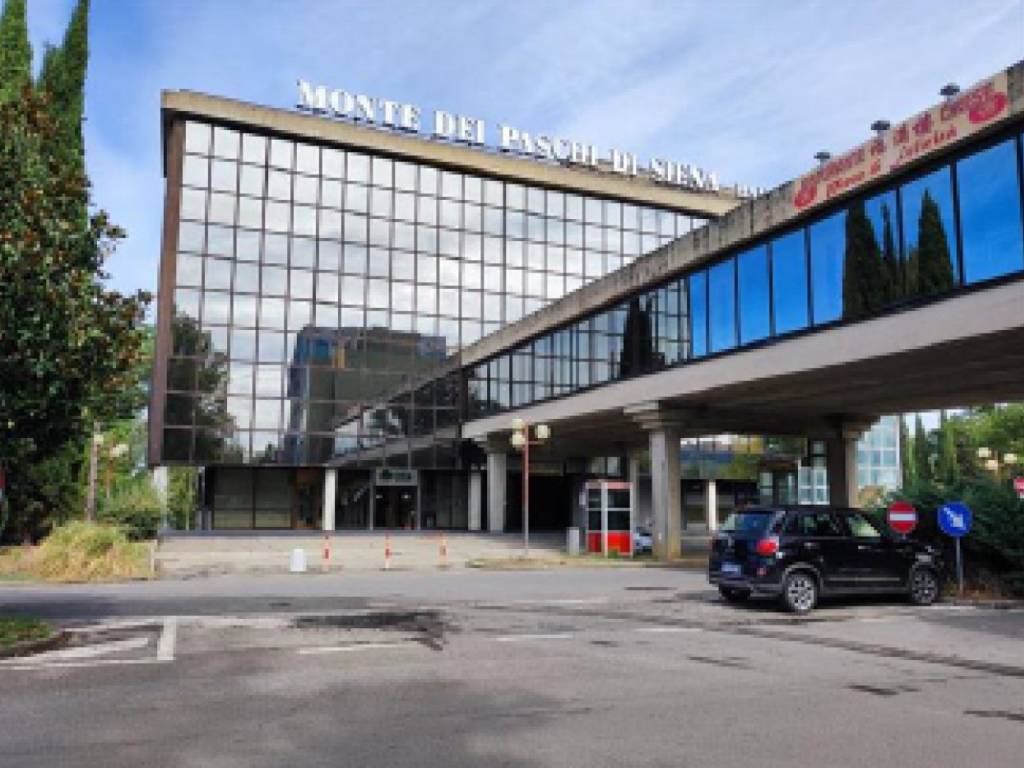 ufficio in vendita a Poggibonsi
