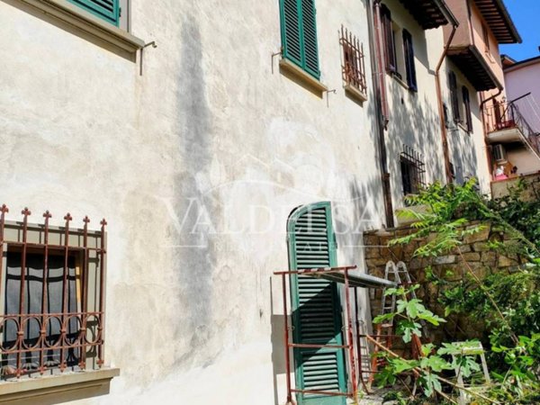 casa indipendente in vendita a Poggibonsi