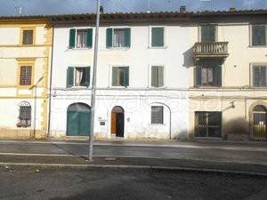 appartamento in vendita a Poggibonsi in zona Staggia Senese