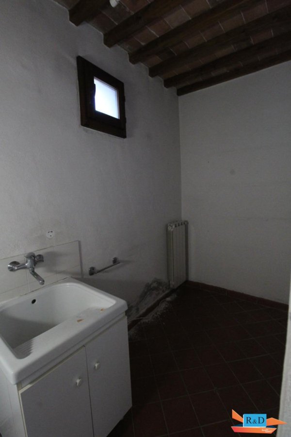 casa indipendente in vendita a Poggibonsi in zona Bellavista