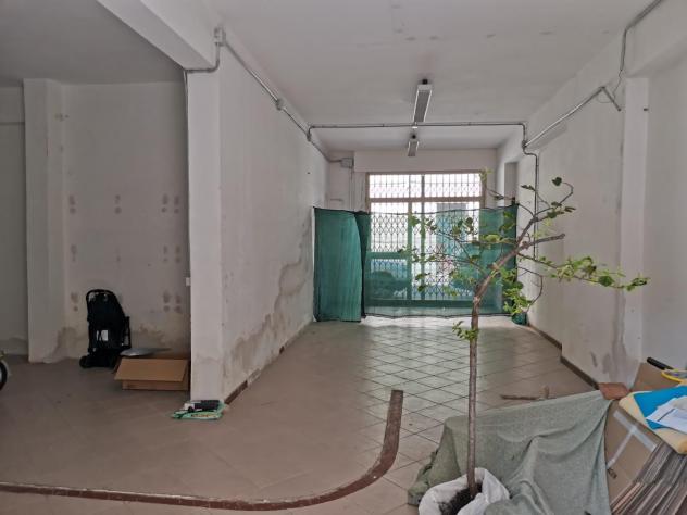 locale di sgombero in vendita a Poggibonsi