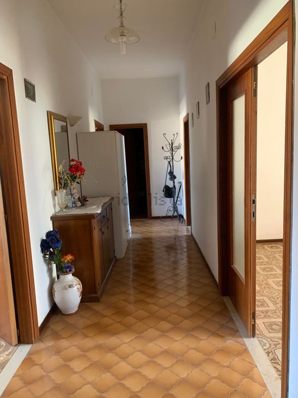 appartamento in vendita a Poggibonsi in zona Centro Storico
