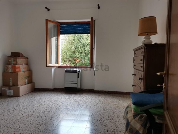 appartamento in vendita a Poggibonsi in zona Centro Storico