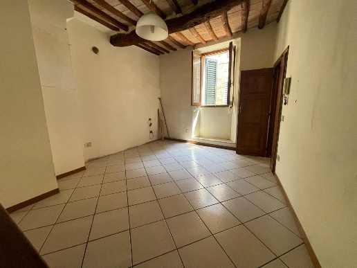 appartamento in vendita a Poggibonsi in zona Centro Storico