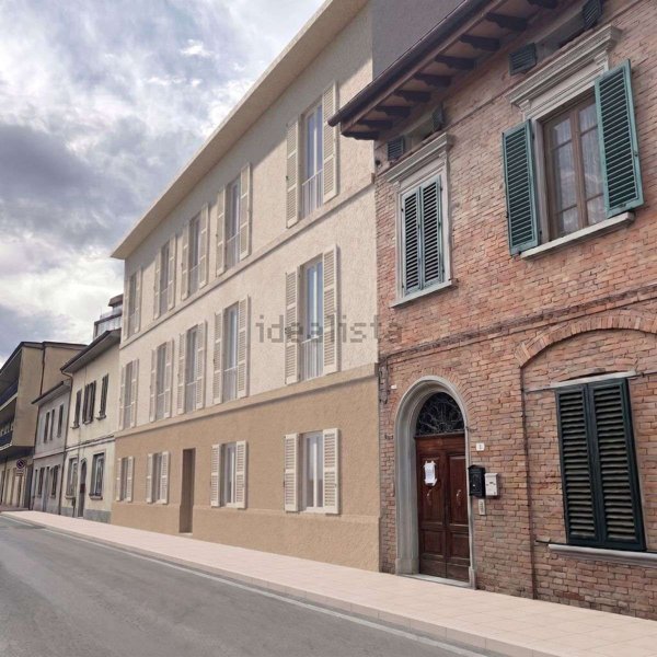appartamento in vendita a Poggibonsi in zona Centro Storico