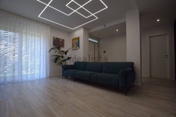 appartamento in vendita a Poggibonsi in zona Centro Storico