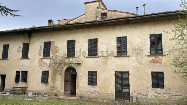 casa indipendente in vendita a Poggibonsi in zona Staggia Senese