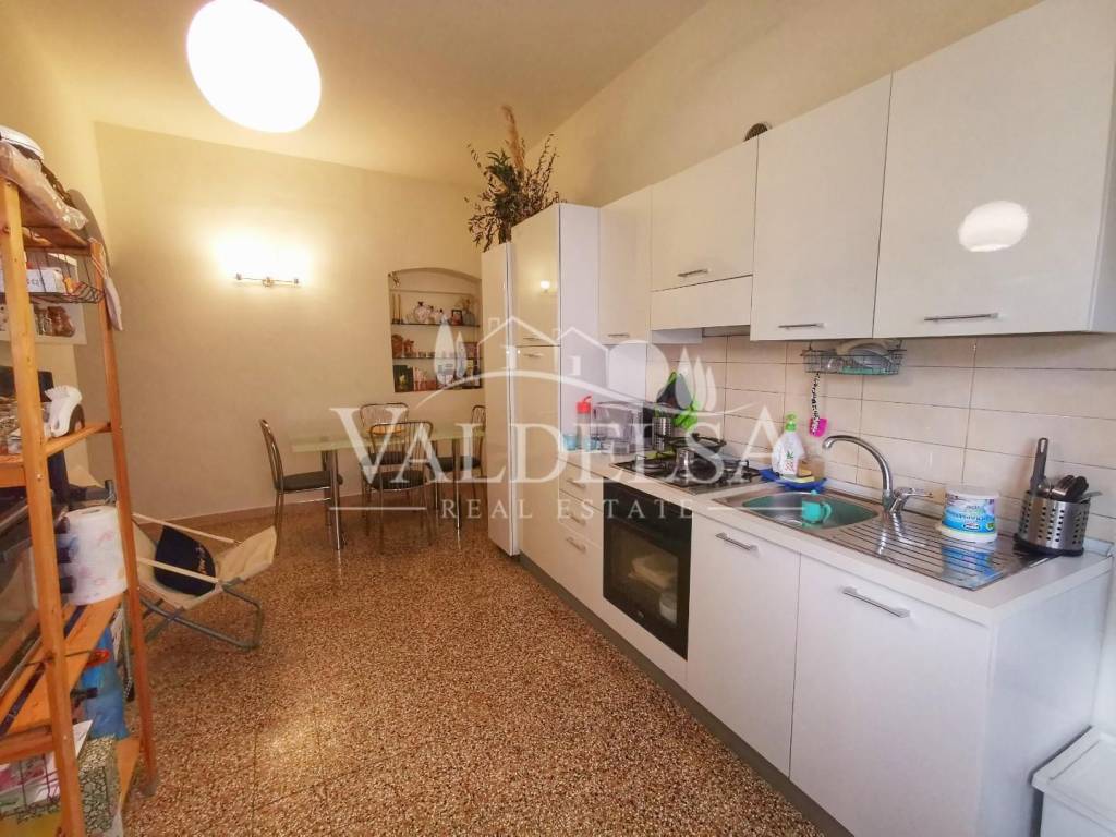 appartamento in vendita a Poggibonsi in zona Centro Storico