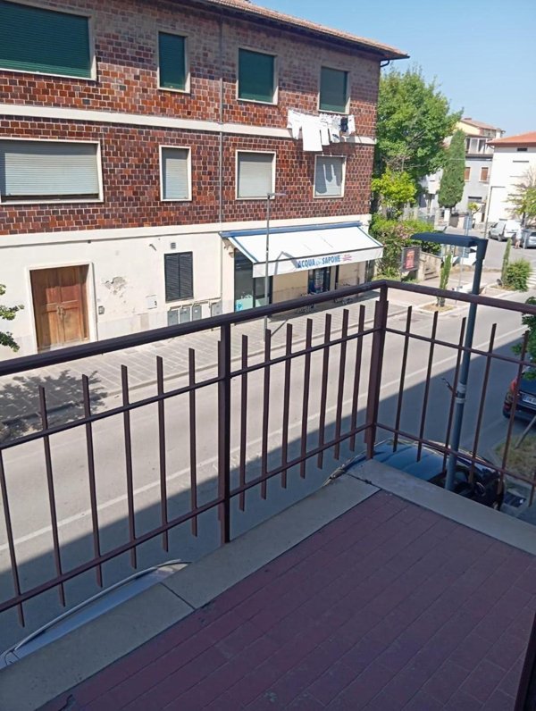 appartamento in vendita a Poggibonsi in zona Centro Storico