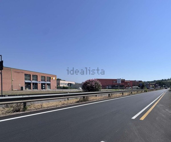 terreno edificabile in vendita a Poggibonsi in zona Montelonti