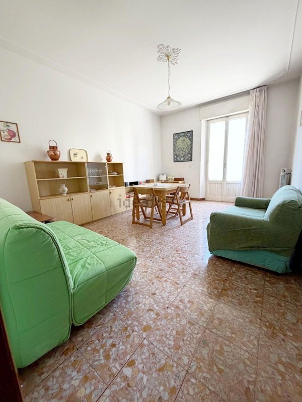 appartamento in vendita a Poggibonsi in zona Centro Storico